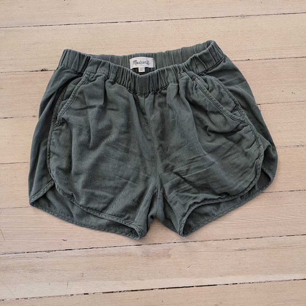 Madewell comfy shorts